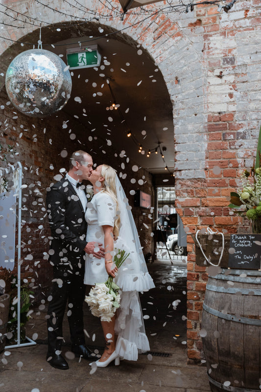 Ivory Ruffle Veil